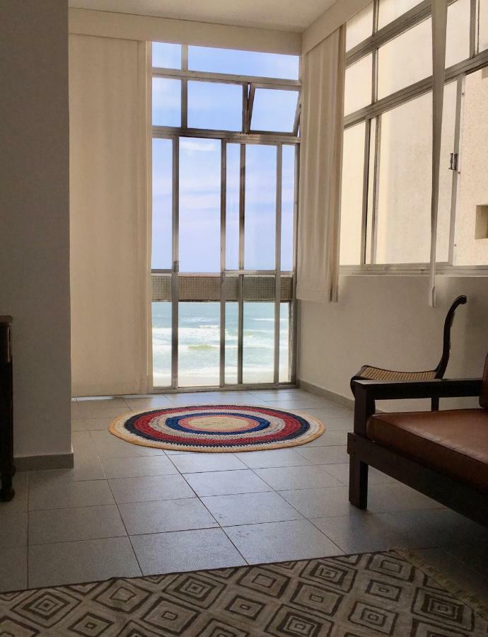 شقة Relax Gja Frente Ao Mar غوارويا المظهر الخارجي الصورة